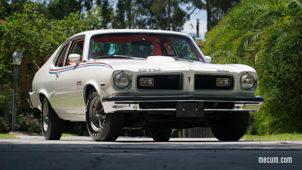 Photo of a 1974 Pontiac GTO