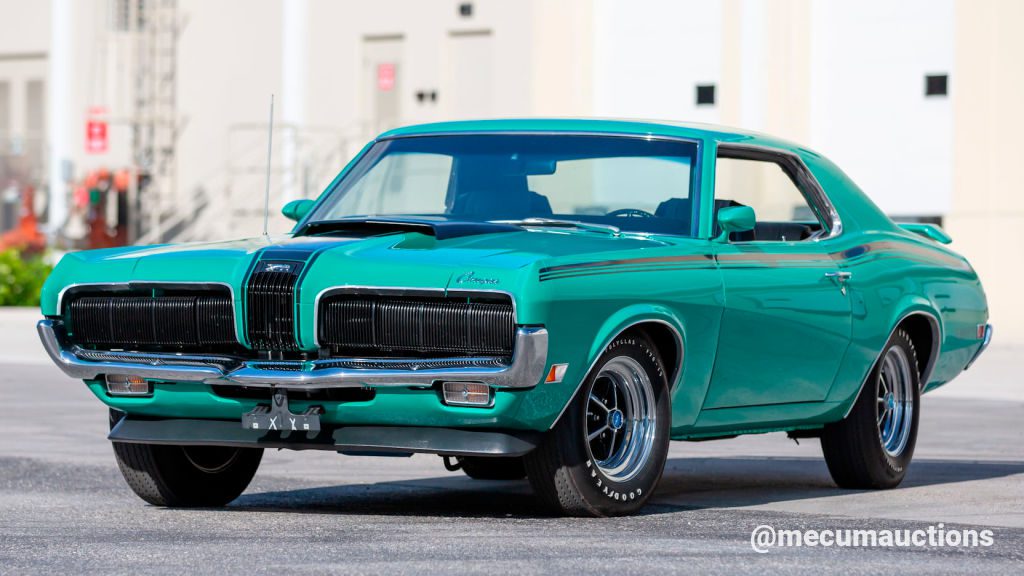 Photo of a 1970 Mercury Cougar Eliminator Grille