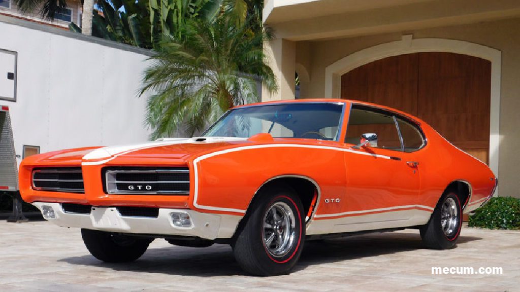 Photo of an Carousel Red 1969 Royal Pontiac GTO